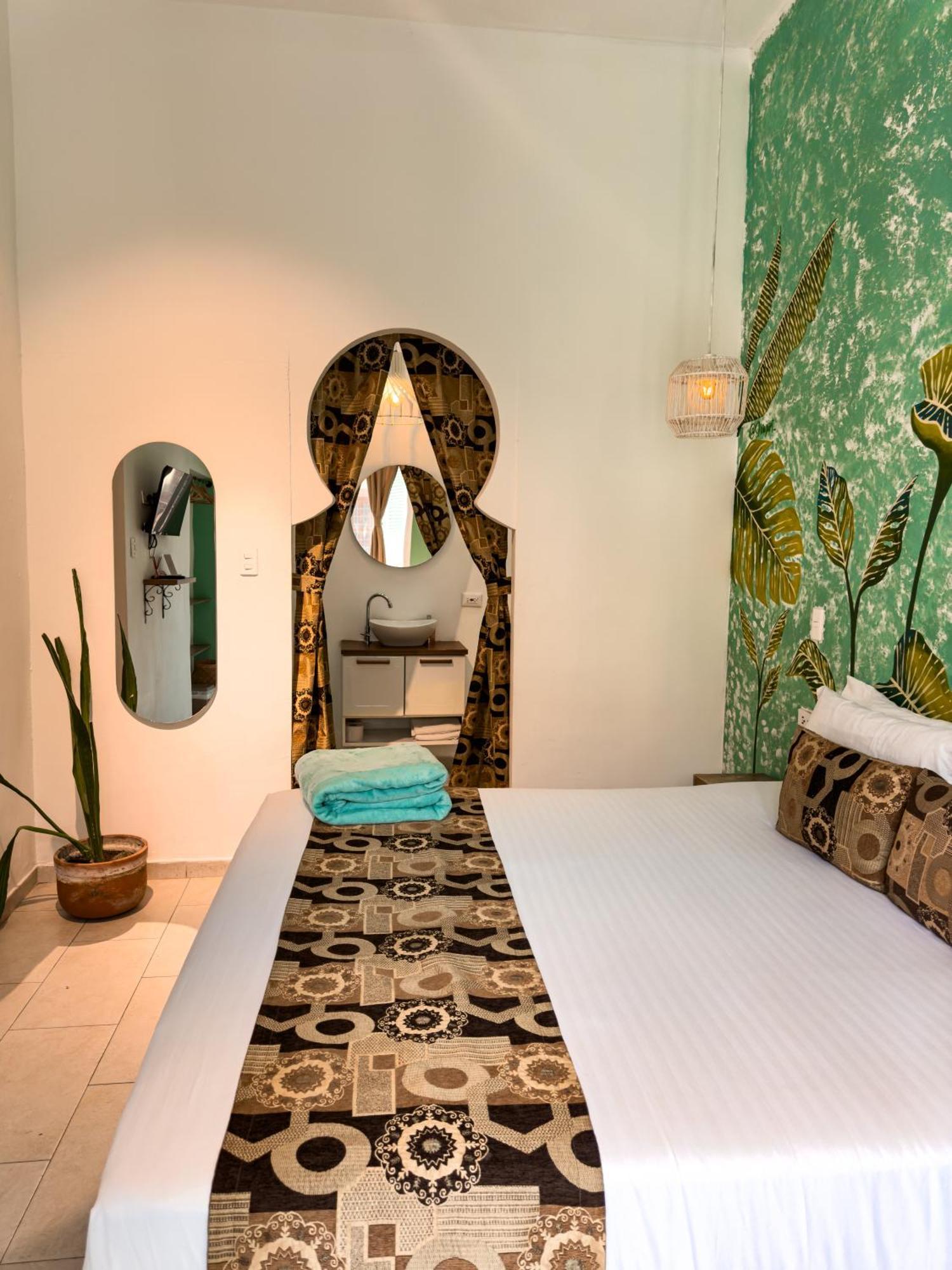 Casa Zahri Boutique Hostel Cartagena Oda fotoğraf